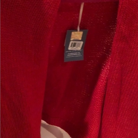 MEESHA & MIA RED Medium waterfall high-low red chunky knit sweater - Picture 15 of 16